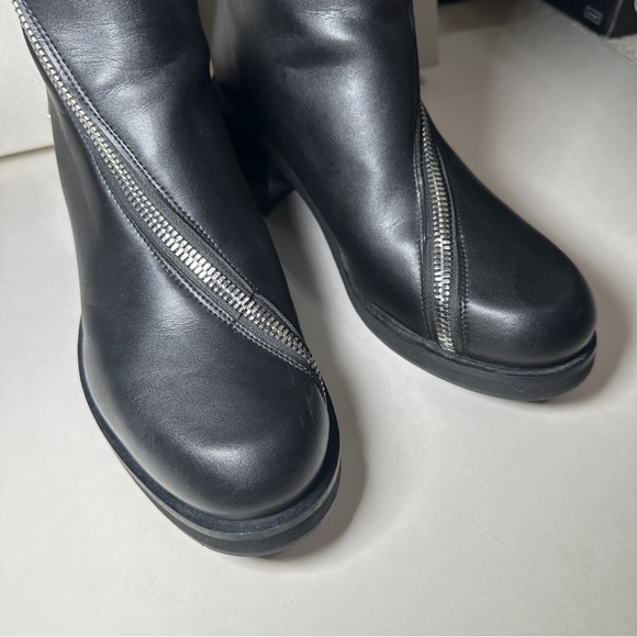 GmbH Ergonomic Riding Ankle Boot - Picture 8 of 16